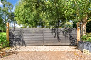 Photo 73- click for photo gallery